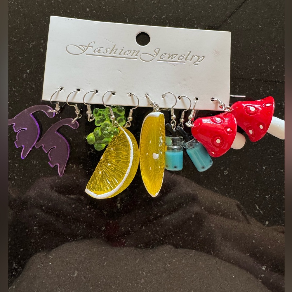 5 total pairs of fashion jewelry. New, fun and funky